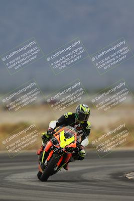 media/Nov-15-2025-Race Pace (Sat) [[8de605a2d8]]/Non Verified Riders (1st 20 Minutes)/Turn 4 (1010am)/